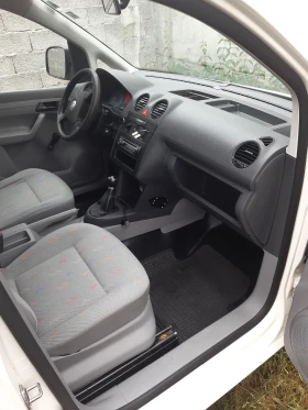 VW Caddy 1.9 TDI 4 MOTION, снимка 6