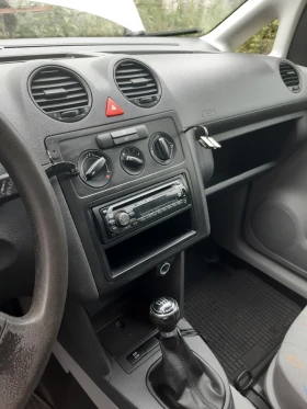 VW Caddy 1.9 TDI 4 MOTION, снимка 10