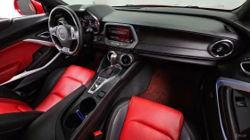 Chevrolet Camaro SS* 6.2* КОЖА* ПОДГРЕВ* ОБДУХВАНЕ* ПАНО* АВТОКРЕДИ, снимка 7