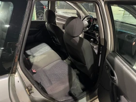 Ford Focus 1.8, снимка 11