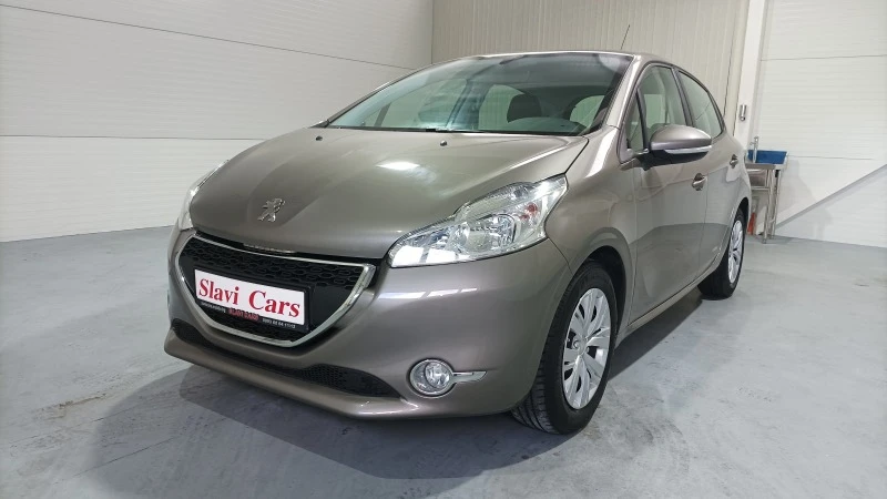 Peugeot 208 1.2 i, снимка 1 - Автомобили и джипове - 46355783