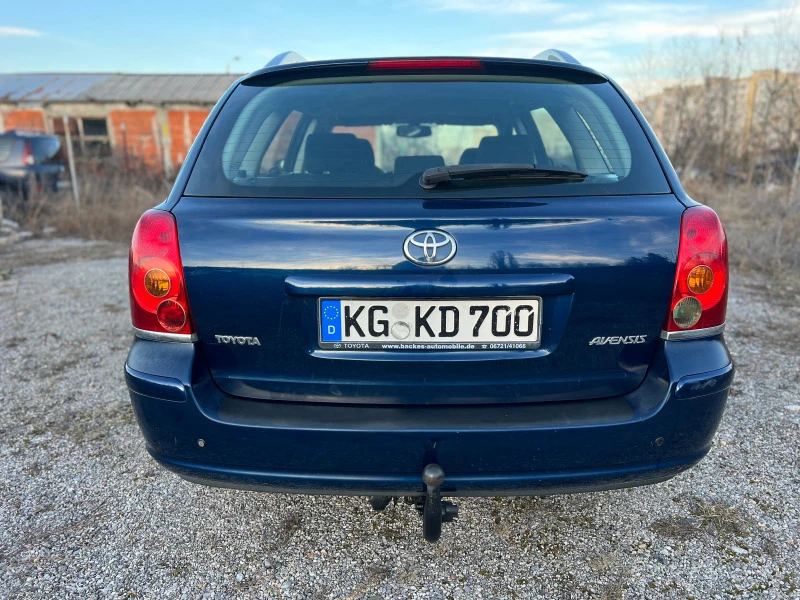 Toyota Avensis 1.8i klimatronik, снимка 9 - Автомобили и джипове - 44858749