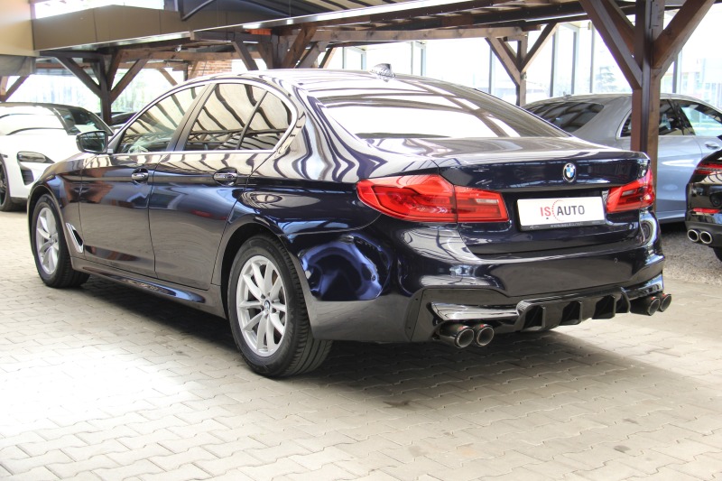 BMW 530 M-Performance/G30/Xdrive/Akrapovich , снимка 6 - Автомобили и джипове - 45264088