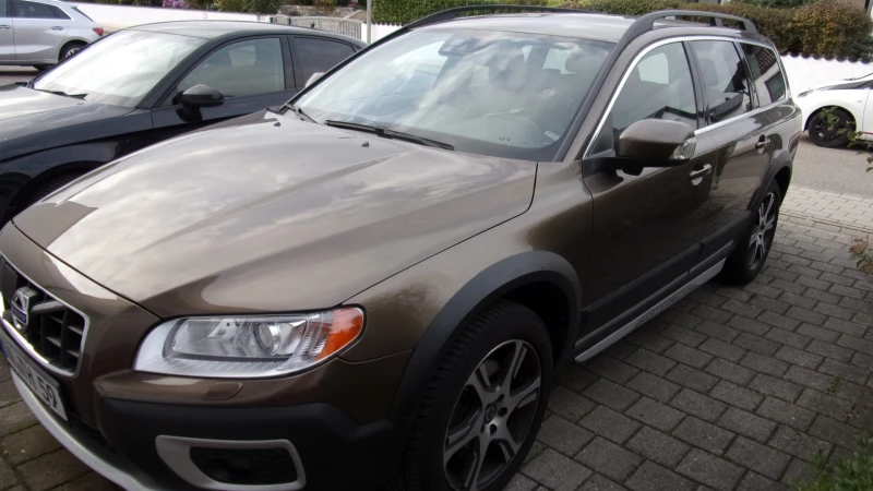 Volvo Xc70, снимка 3 - Автомобили и джипове - 47379295