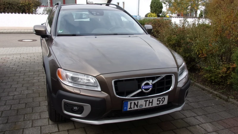 Volvo Xc70, снимка 1 - Автомобили и джипове - 47379295