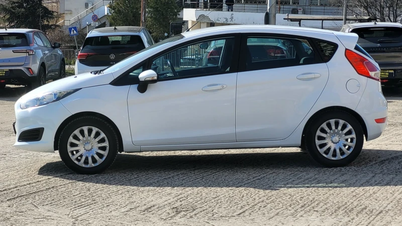 Ford Fiesta 82hp, снимка 8 - Автомобили и джипове - 48283207