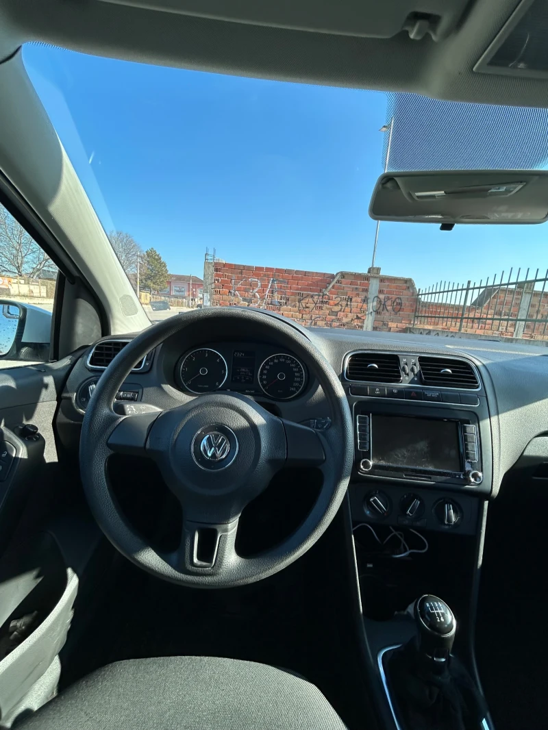 VW Polo, снимка 9 - Автомобили и джипове - 48624015