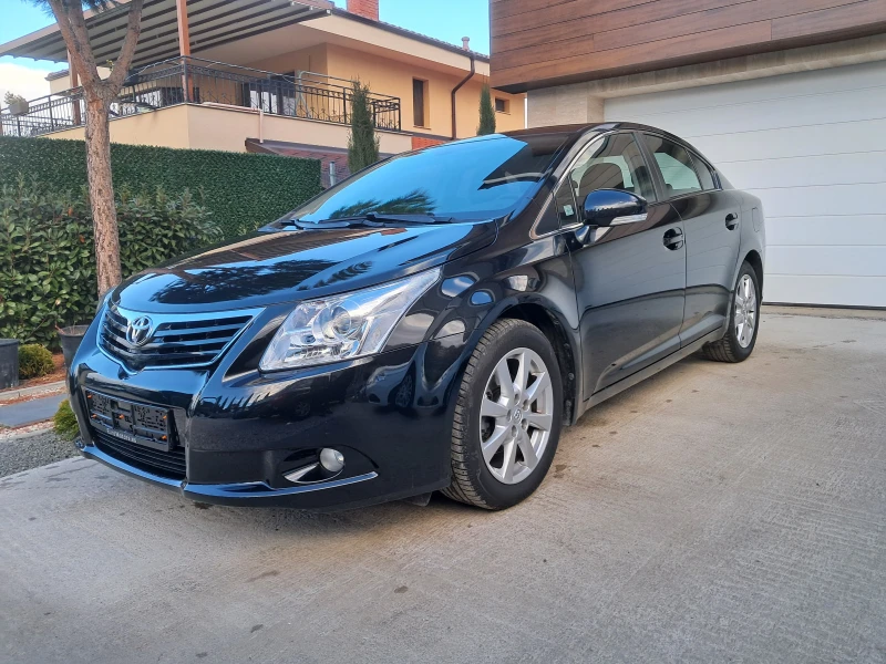 Toyota Avensis 1.8i-112000км.СЕРВИЗНА ИСТОРИЯ В ТОЙОТА, снимка 1 - Автомобили и джипове - 49236620