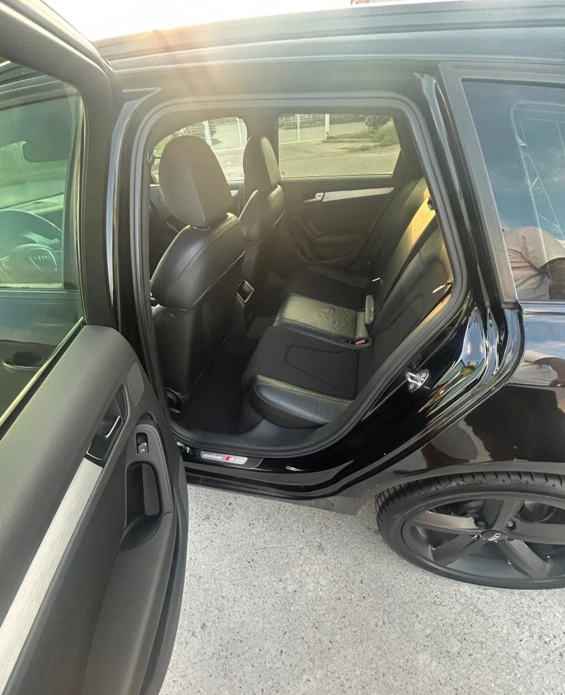 Audi A4 Avant 2.0TDI , снимка 11 - Автомобили и джипове - 52844327