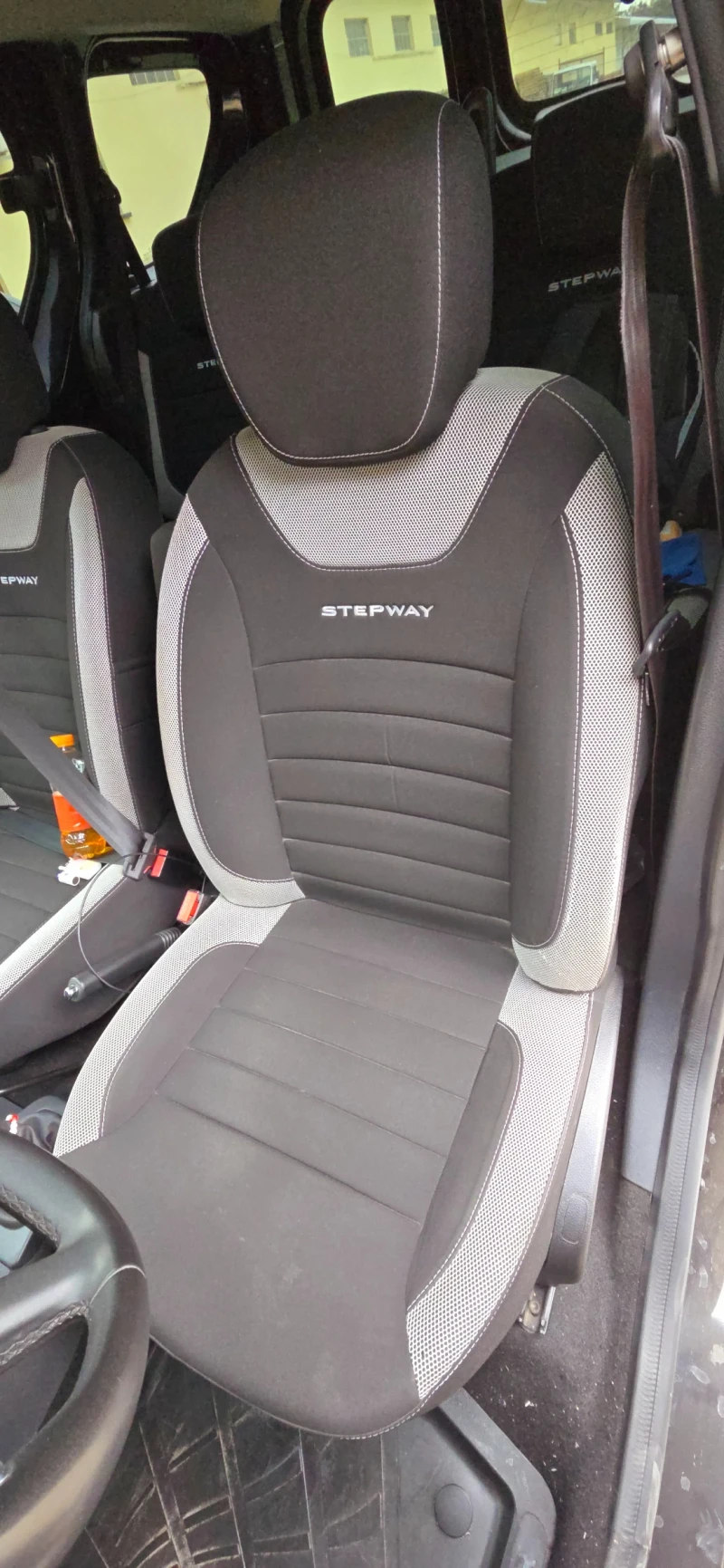 Dacia Dokker STEPWAY, снимка 17 - Автомобили и джипове - 52647210