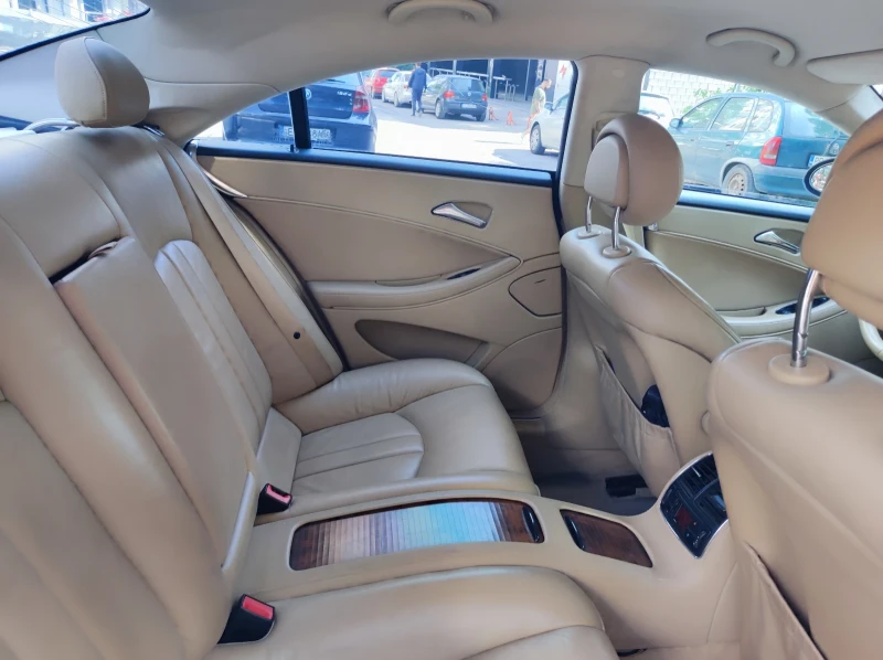 Mercedes-Benz CLS 500, снимка 13 - Автомобили и джипове - 52682577