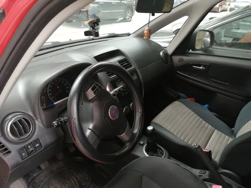 Fiat Sedici Сузуки 1, 6 АГУ .4х4 , снимка 8 - Автомобили и джипове - 52817927