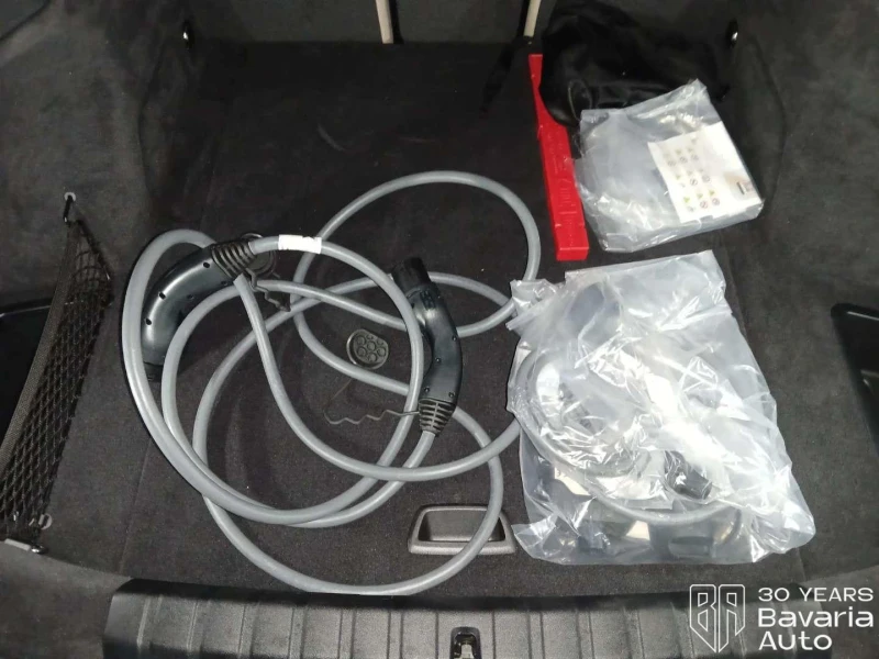 BMW i4 M50 xDrive, снимка 13 - Автомобили и джипове - 52835411