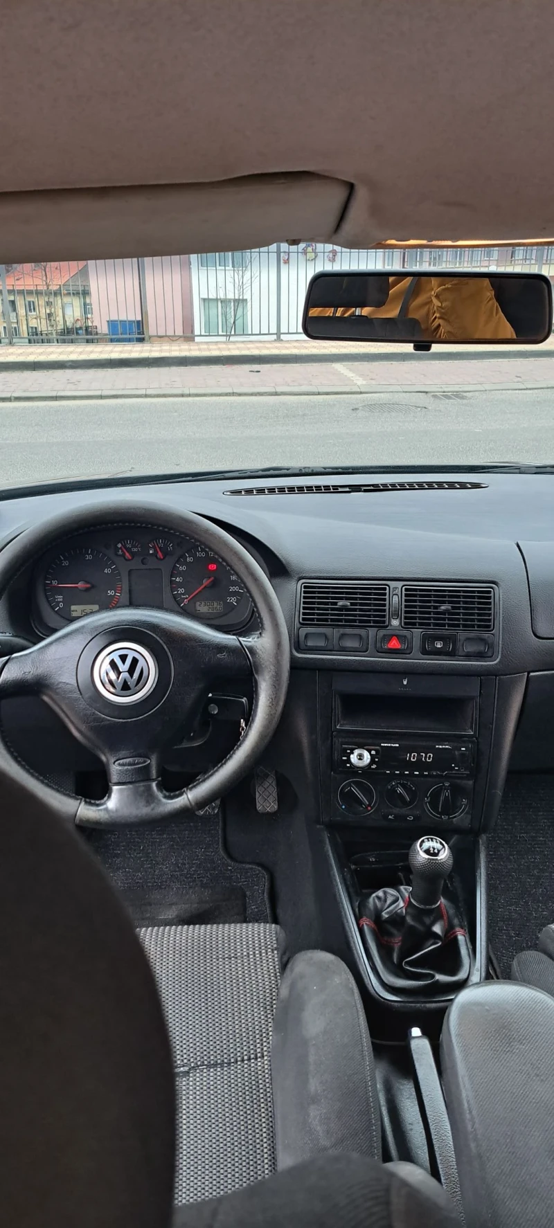 VW Golf, снимка 9 - Автомобили и джипове - 52868008