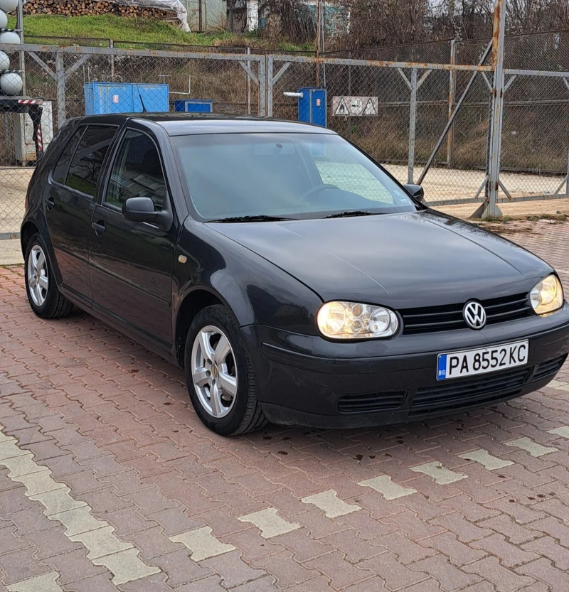 VW Golf, снимка 2 - Автомобили и джипове - 52868008