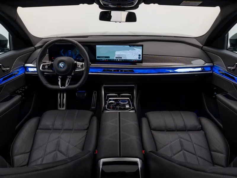 BMW i7 60/xDRIVE/544HP/MASS/360/SOFT/ACC/PANO/21/861v, снимка 8 - Автомобили и джипове - 53090022