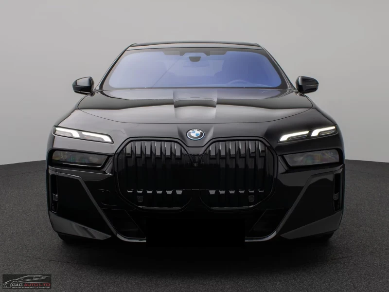 BMW i7 60/xDRIVE/544HP/MASS/360/SOFT/ACC/PANO/21/861v, снимка 2 - Автомобили и джипове - 53090022