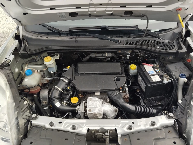 Opel Combo 1.3mjet 5 места, снимка 15 - Автомобили и джипове - 53154564