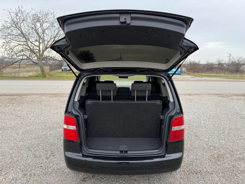 VW Touran 1.9/АВТОМАТИК/ 7 МЕСТА, снимка 15 - Автомобили и джипове - 53237393
