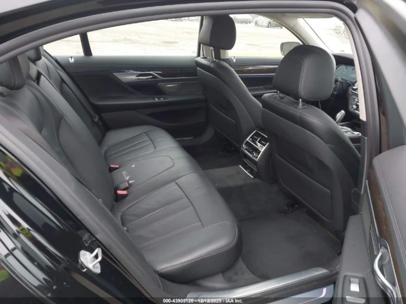 BMW 740 3l I, снимка 8 - Автомобили и джипове - 53250242