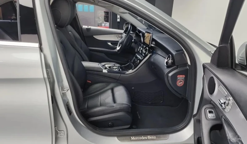 Mercedes-Benz C 220 4MATIC  РЕАЛНИ 80 000км.  ОЧАКВАН ВНОС, снимка 10 - Автомобили и джипове - 53486587