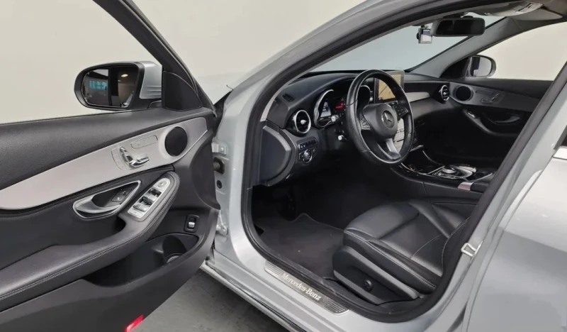 Mercedes-Benz C 220 4MATIC  РЕАЛНИ 80 000км.  ОЧАКВАН ВНОС, снимка 9 - Автомобили и джипове - 53486587
