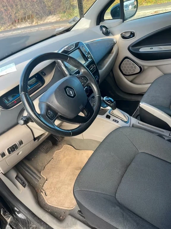Renault Zoe Bose Edition R110 30kwh battery - изображение 9