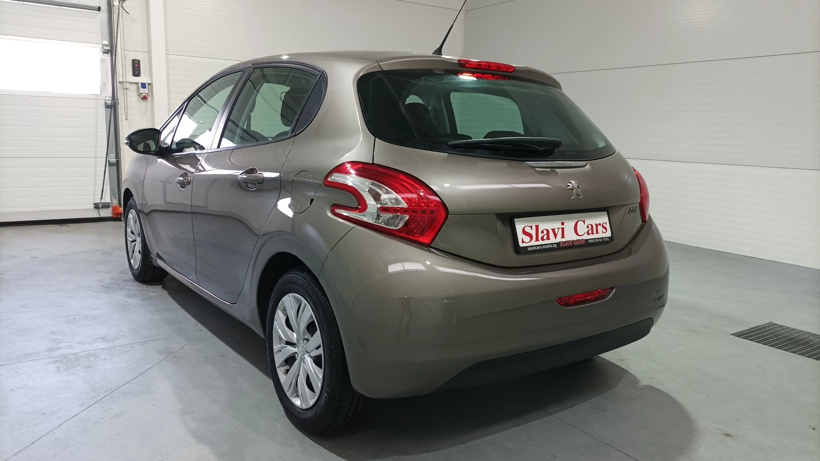 Peugeot 208 1.2 i - изображение 7