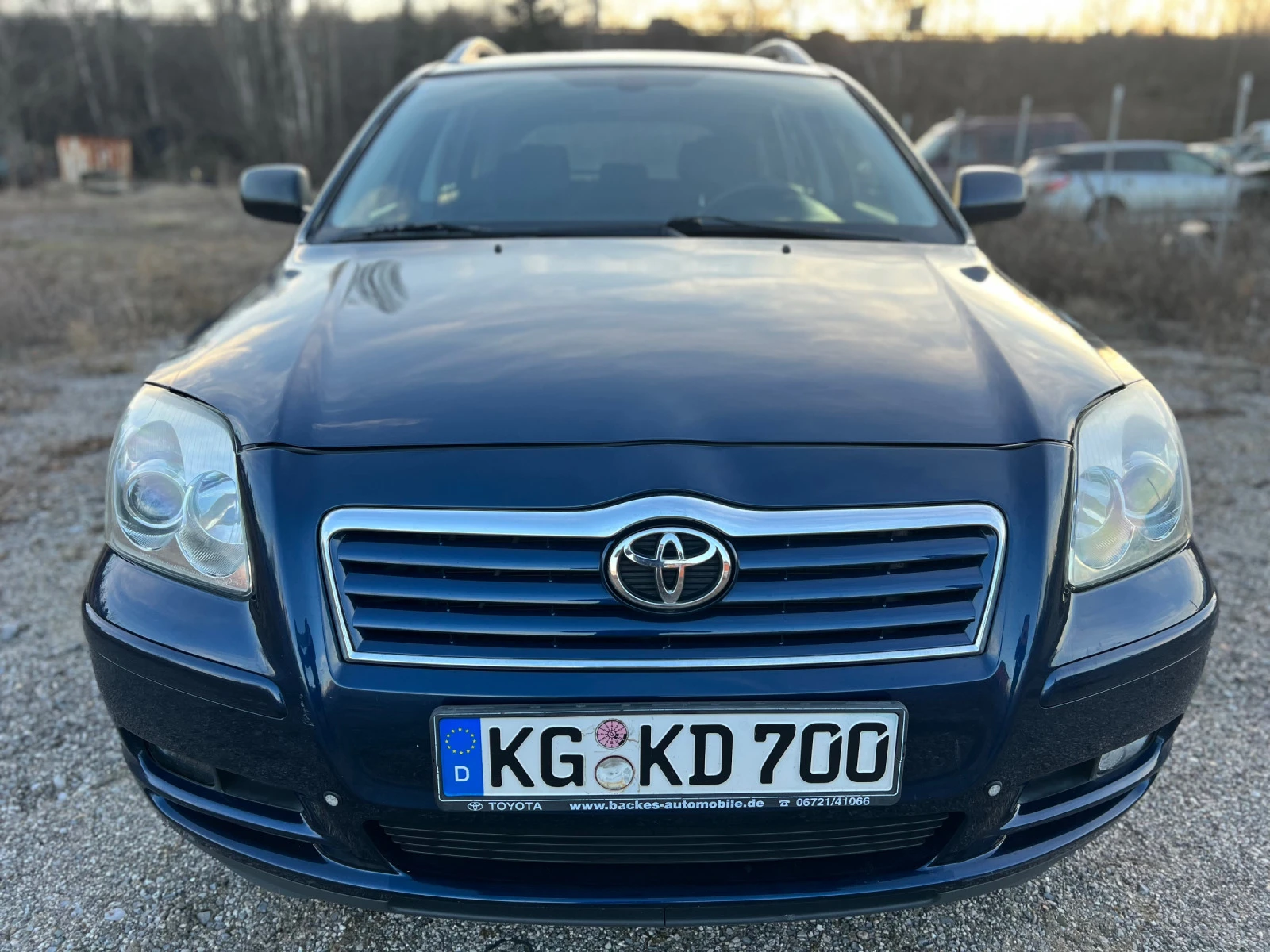 Toyota Avensis 1.8i klimatronik - изображение 8