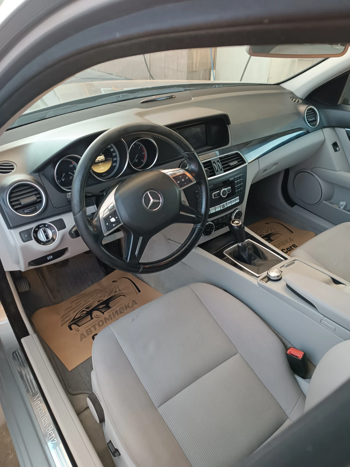 Mercedes-Benz C 220 2.2 170 - изображение 5