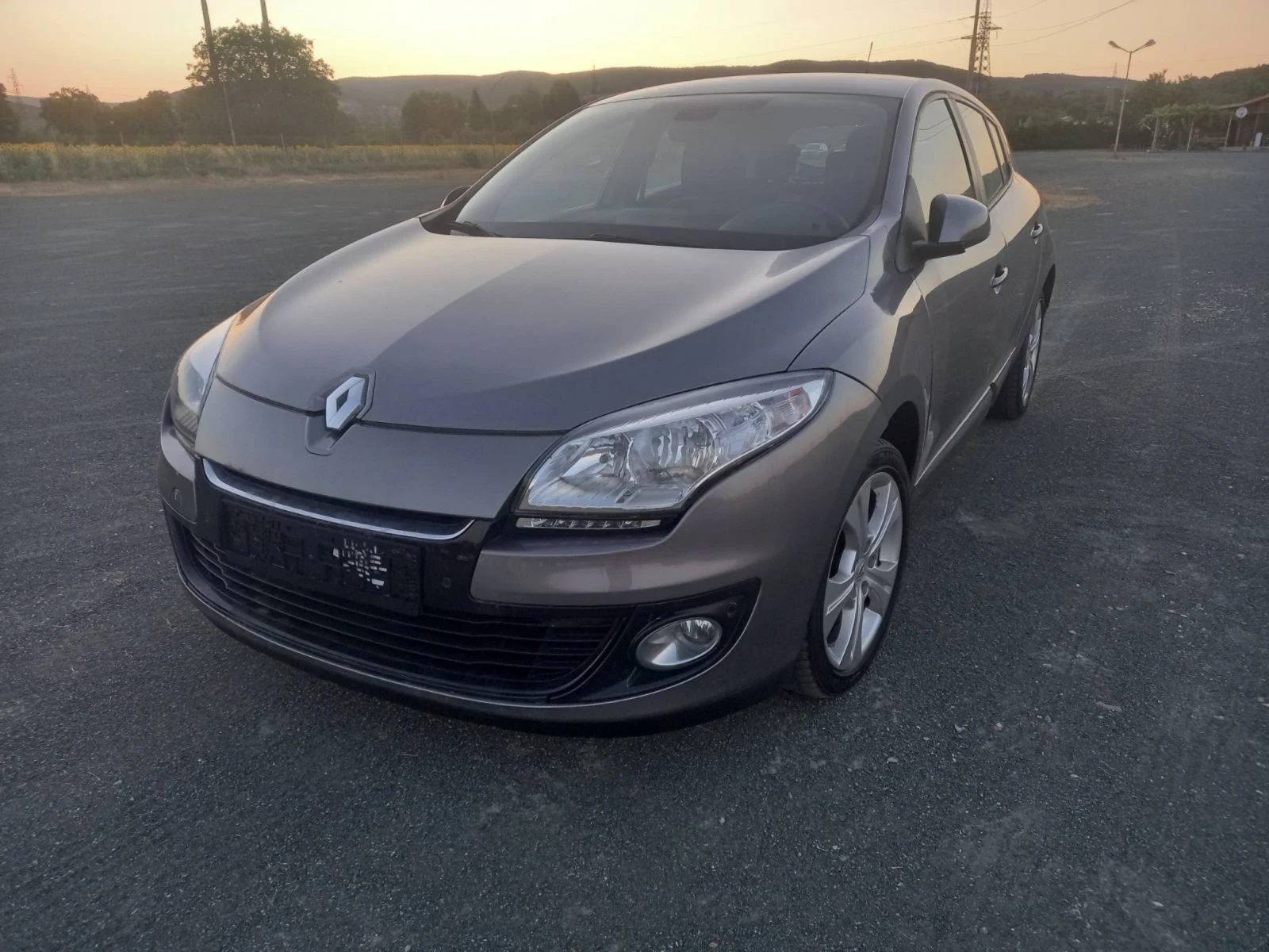 Renault Megane | Mobile.bg   1