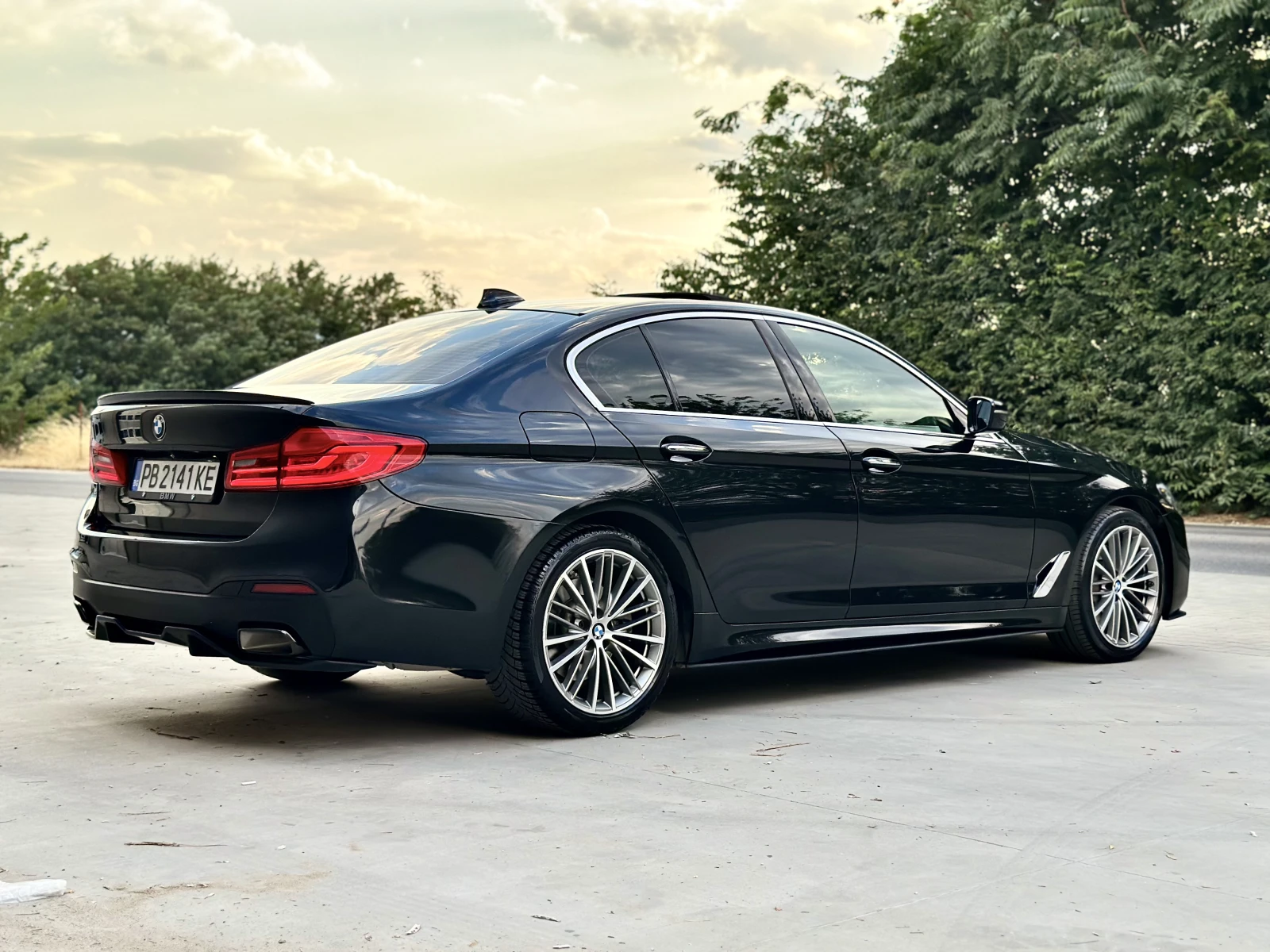 BMW 530 G30 M Performance  - изображение 6
