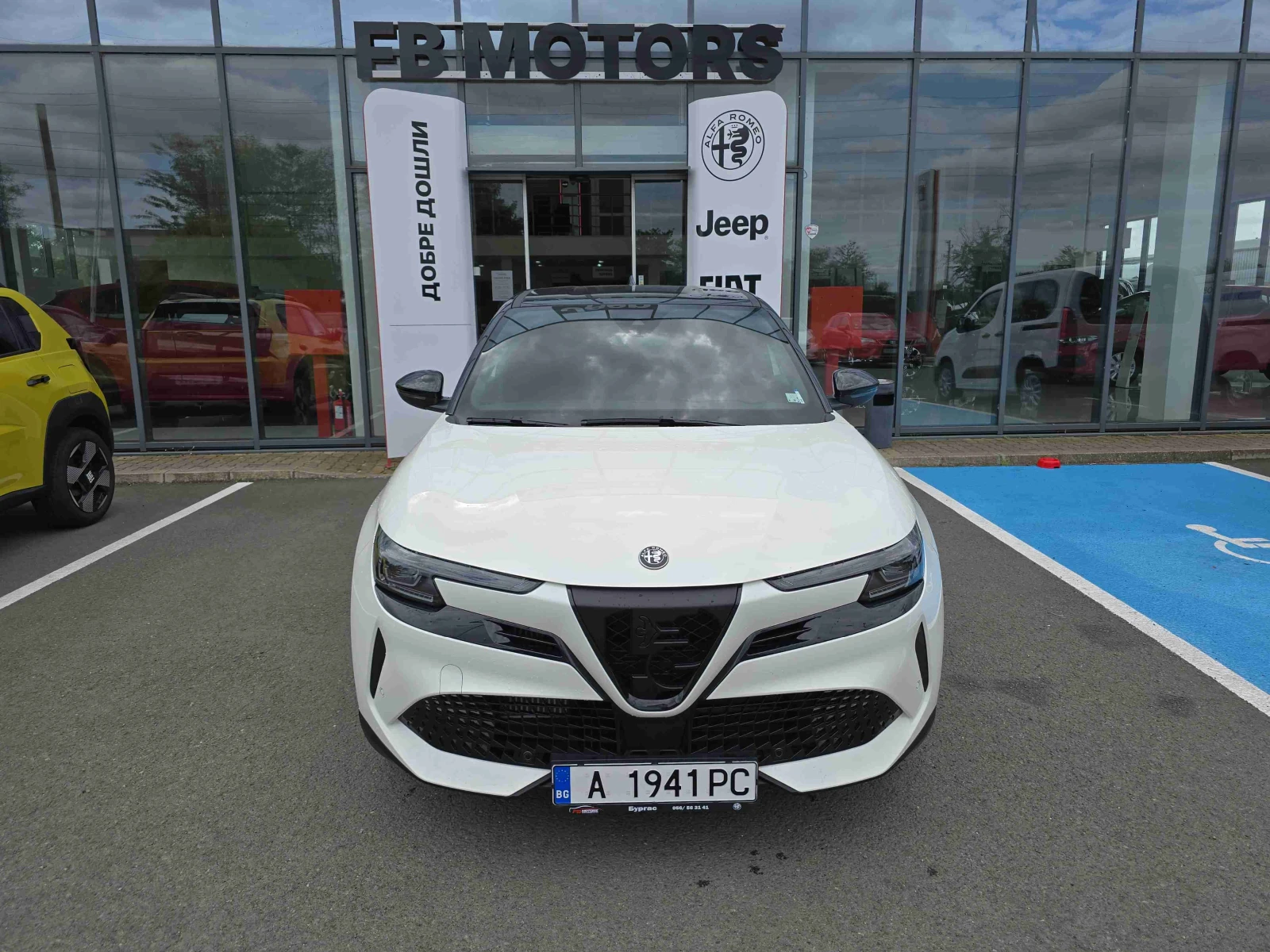 Alfa Romeo Junior e-HYBRID 48V petrol | Mobile.bg   2