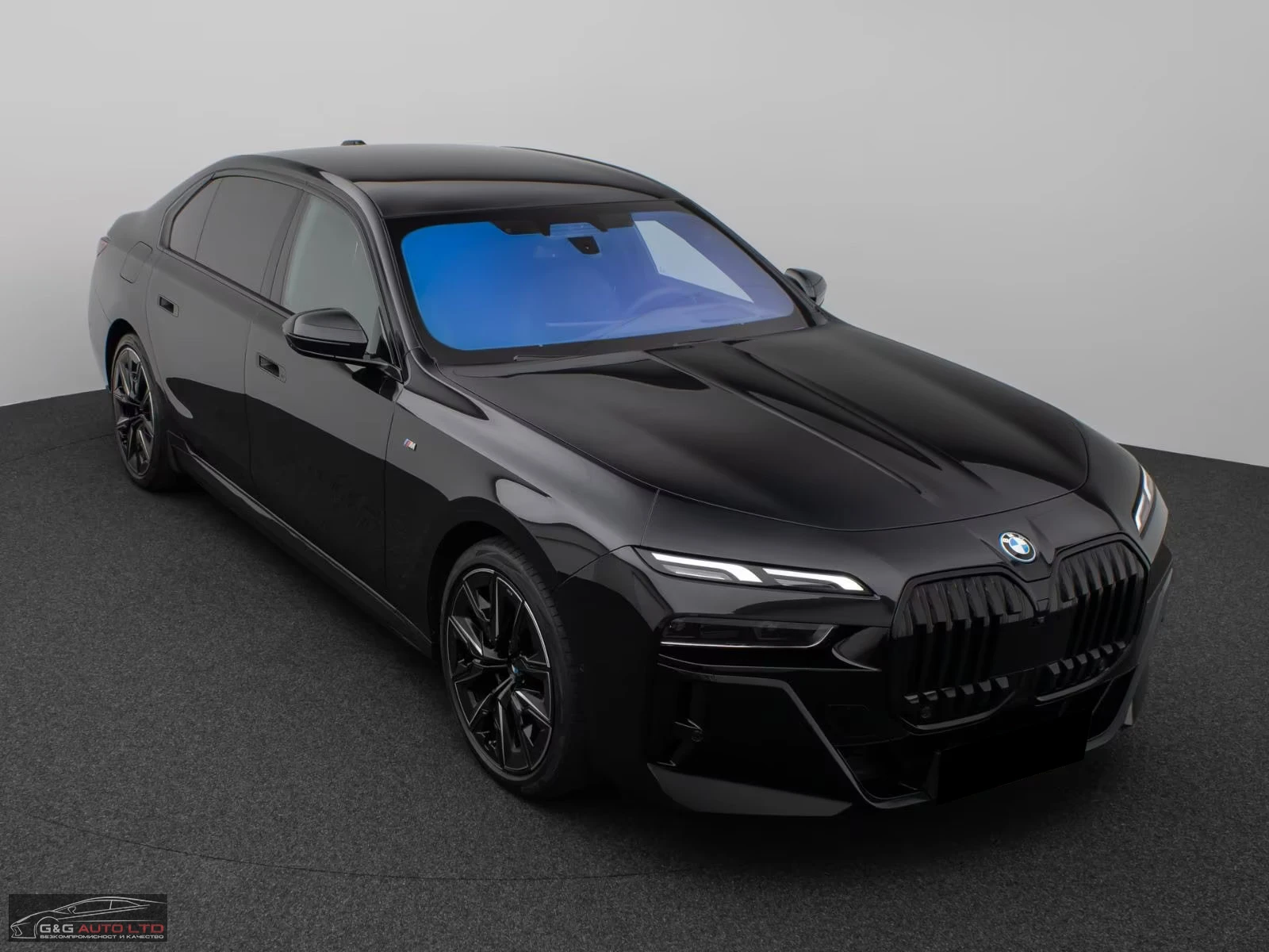 BMW i7 60/xDRIVE/544HP/MASS/360/SOFT/ACC/PANO/21/861v - изображение 4