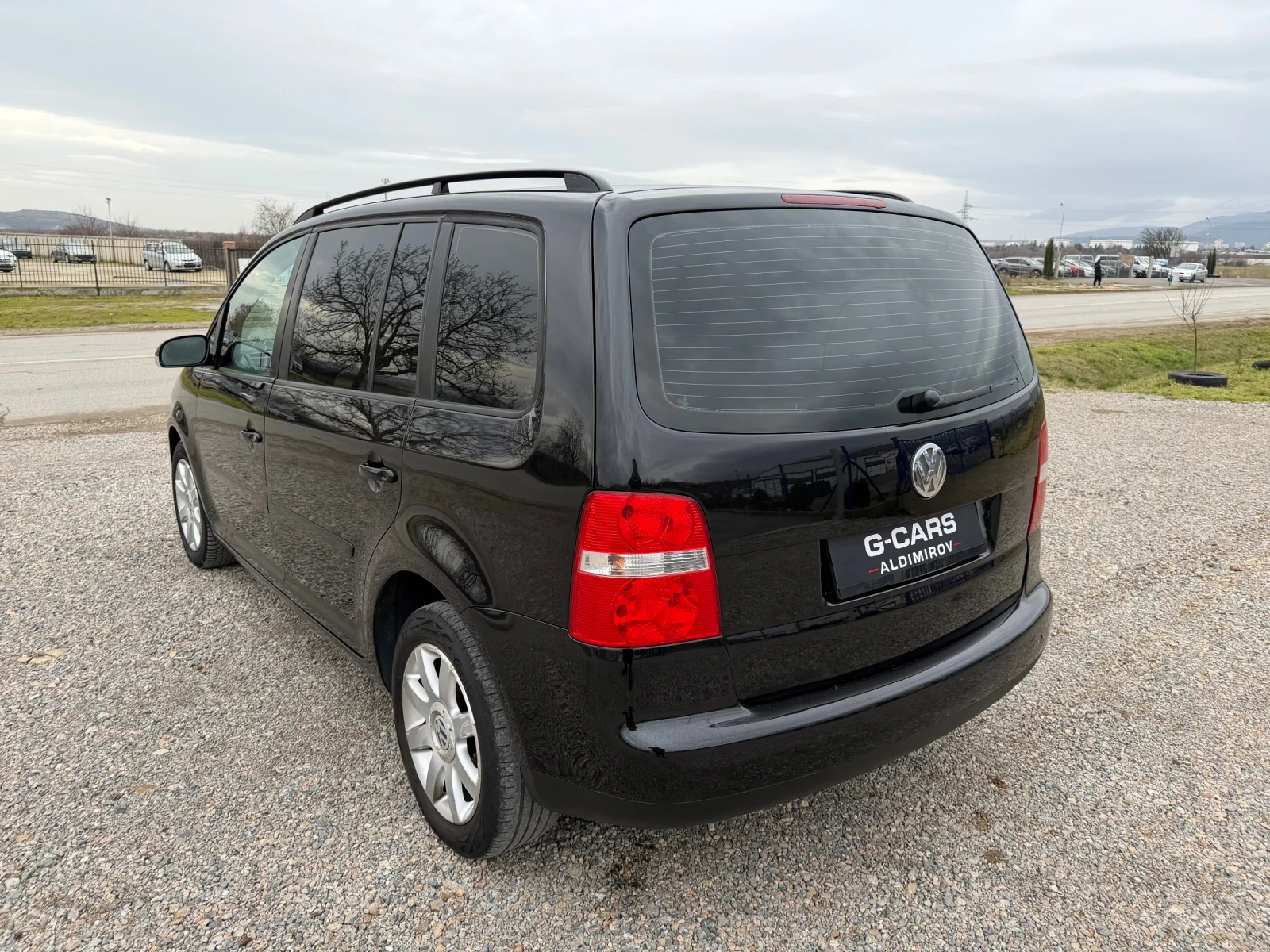 VW Touran 1.9/АВТОМАТИК/ 7 МЕСТА - изображение 6