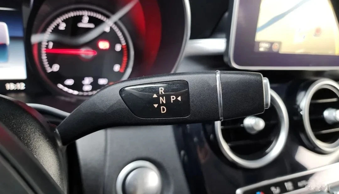 Mercedes-Benz C 220 4MATIC  РЕАЛНИ 80 000км.  ОЧАКВАН ВНОС - изображение 8