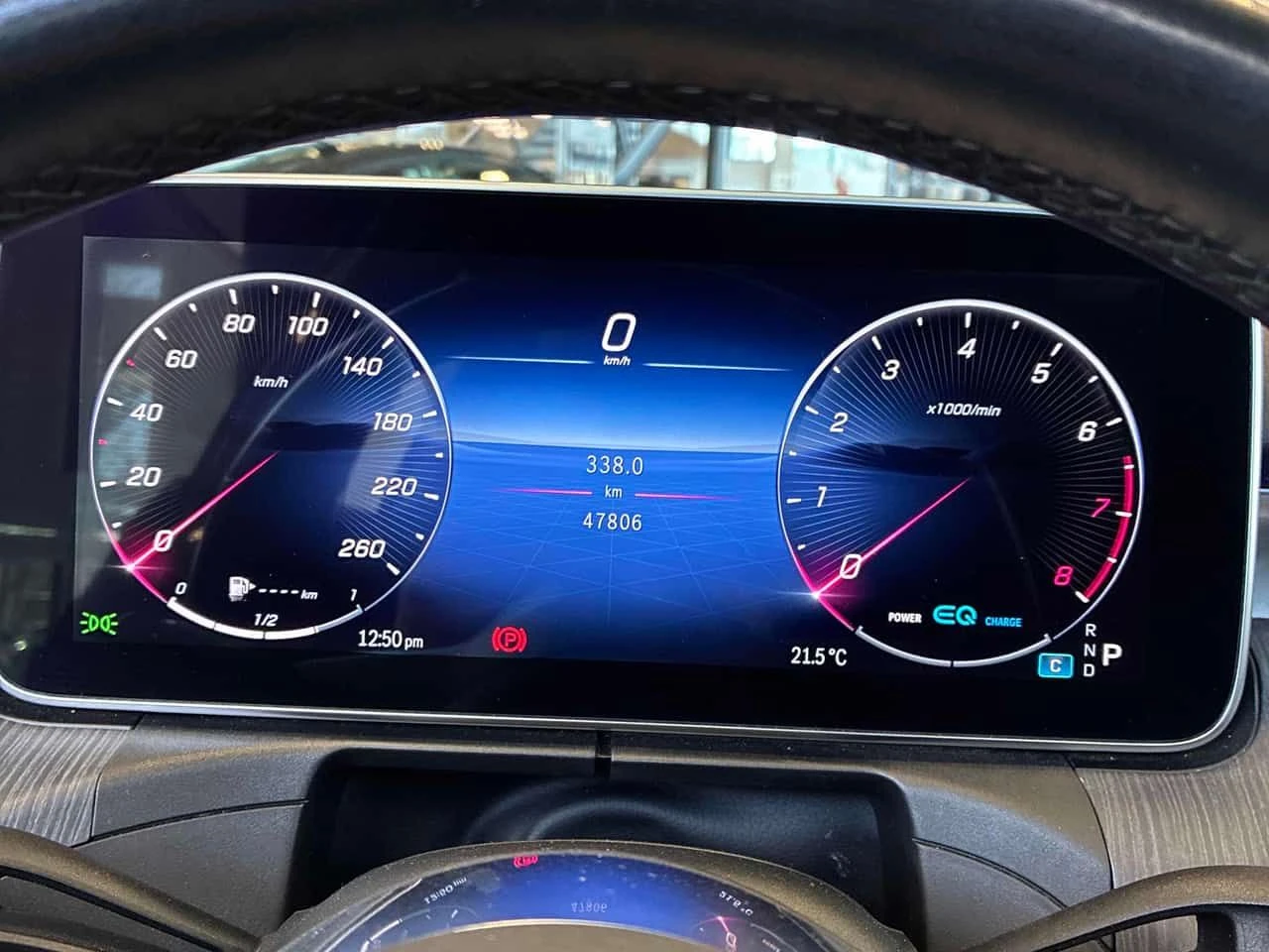 Mercedes-Benz C 300 PANO/360/ПРЕДСТАВИТЕЛСТВО НА MERCEDES  - изображение 8