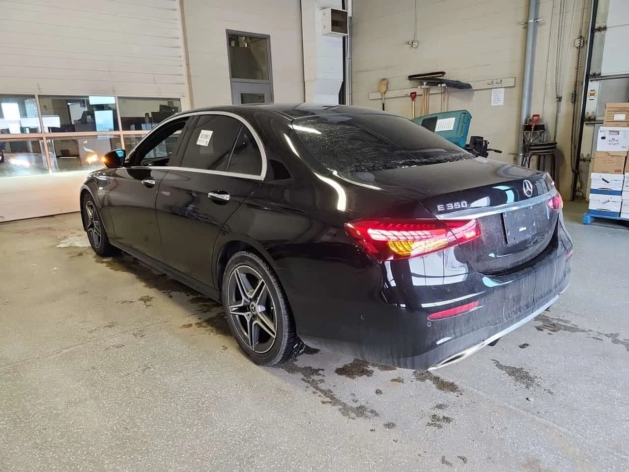 Mercedes-Benz E 350 BURMESTER* 360* OБДУХВАНЕ* АМБИЕНТ* CARFAX *  - изображение 4