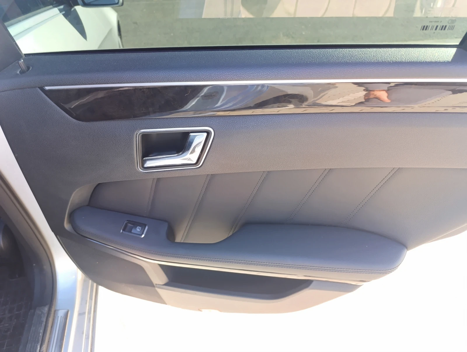 Mercedes-Benz E 350, снимка 13 - Автомобили и джипове - 53864317