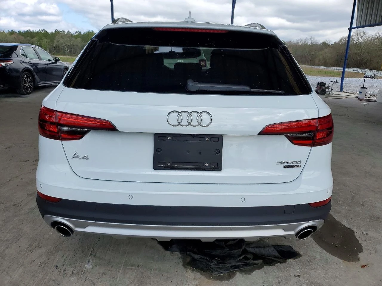 Audi A4 Allroad 2.0l Prestige, снимка 6 - Автомобили и джипове - 54078659