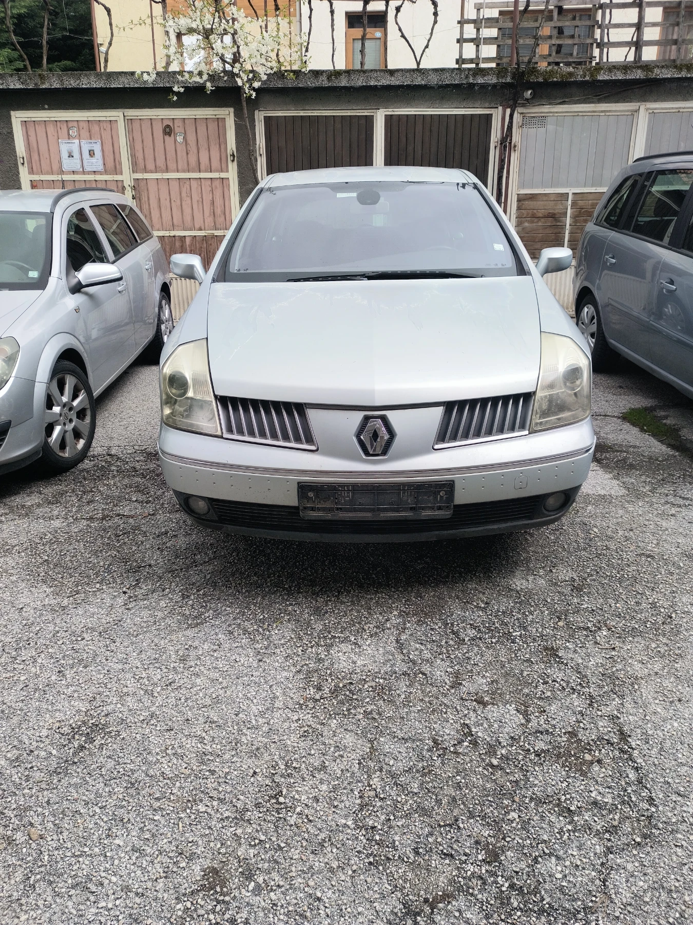 Renault Vel satis 2.2dci, снимка 7 - Автомобили и джипове - 54288143