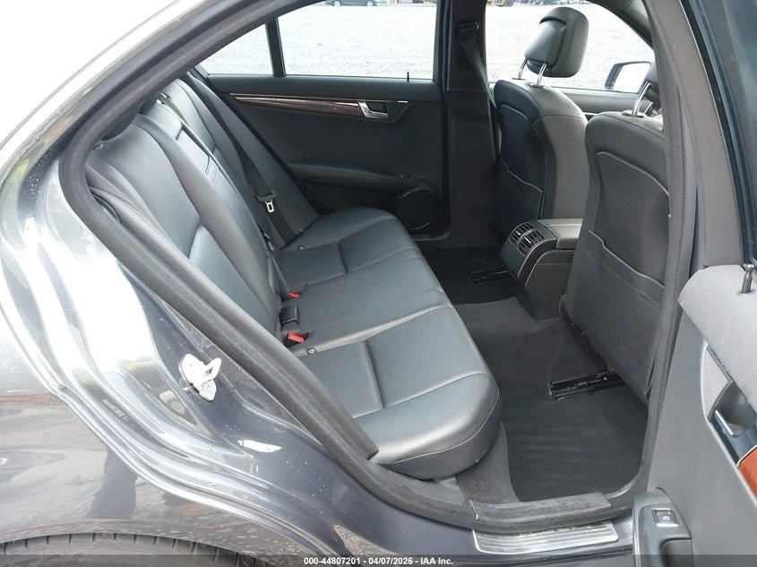 Mercedes-Benz C 300 LUXURY 4MATIC/SPORT 4MATIC* КЛИП НА МОТОРА, снимка 16 - Автомобили и джипове - 55046081
