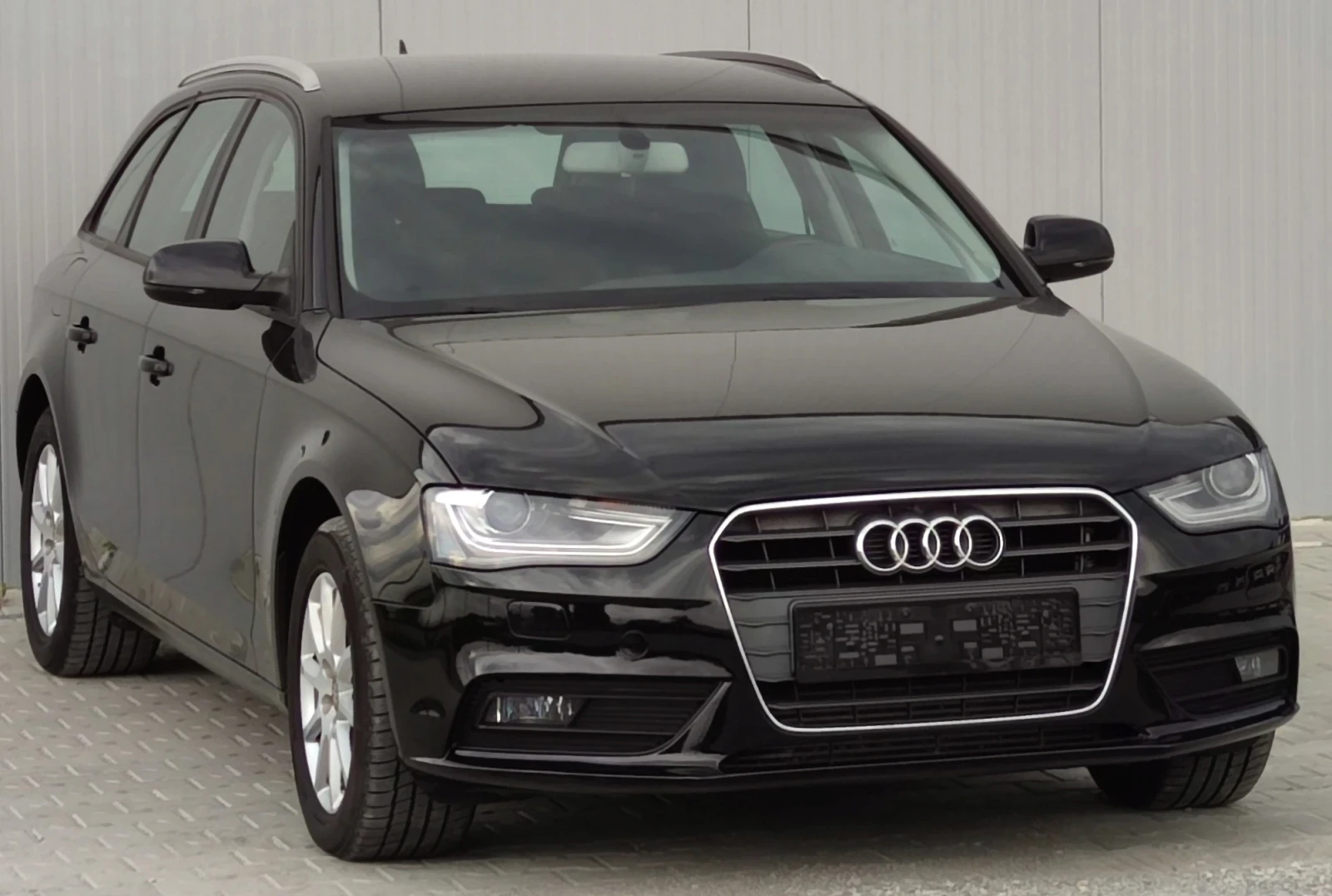 Audi A4 2.0TDI* 150к.с* Facelift* 