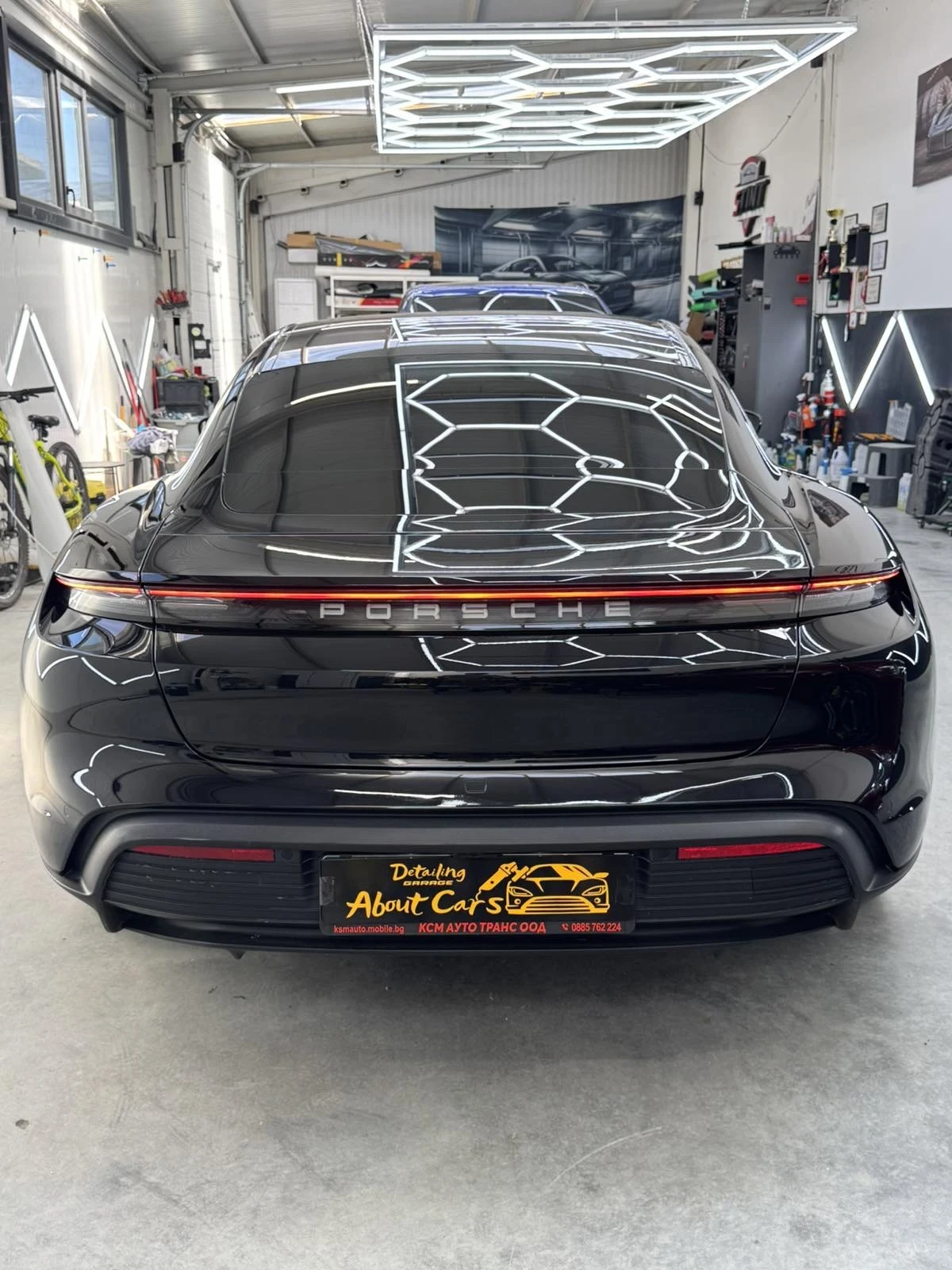 Porsche Taycan 4S, снимка 3 - Автомобили и джипове - 55561708
