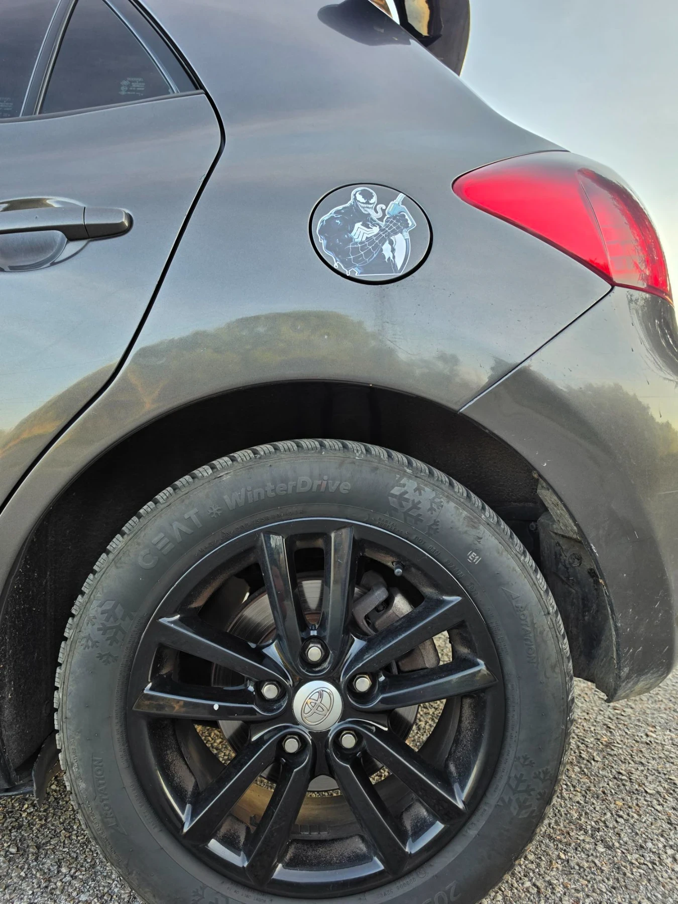 Toyota Auris 2.0 дизел D4D, снимка 8 - Автомобили и джипове - 56168604