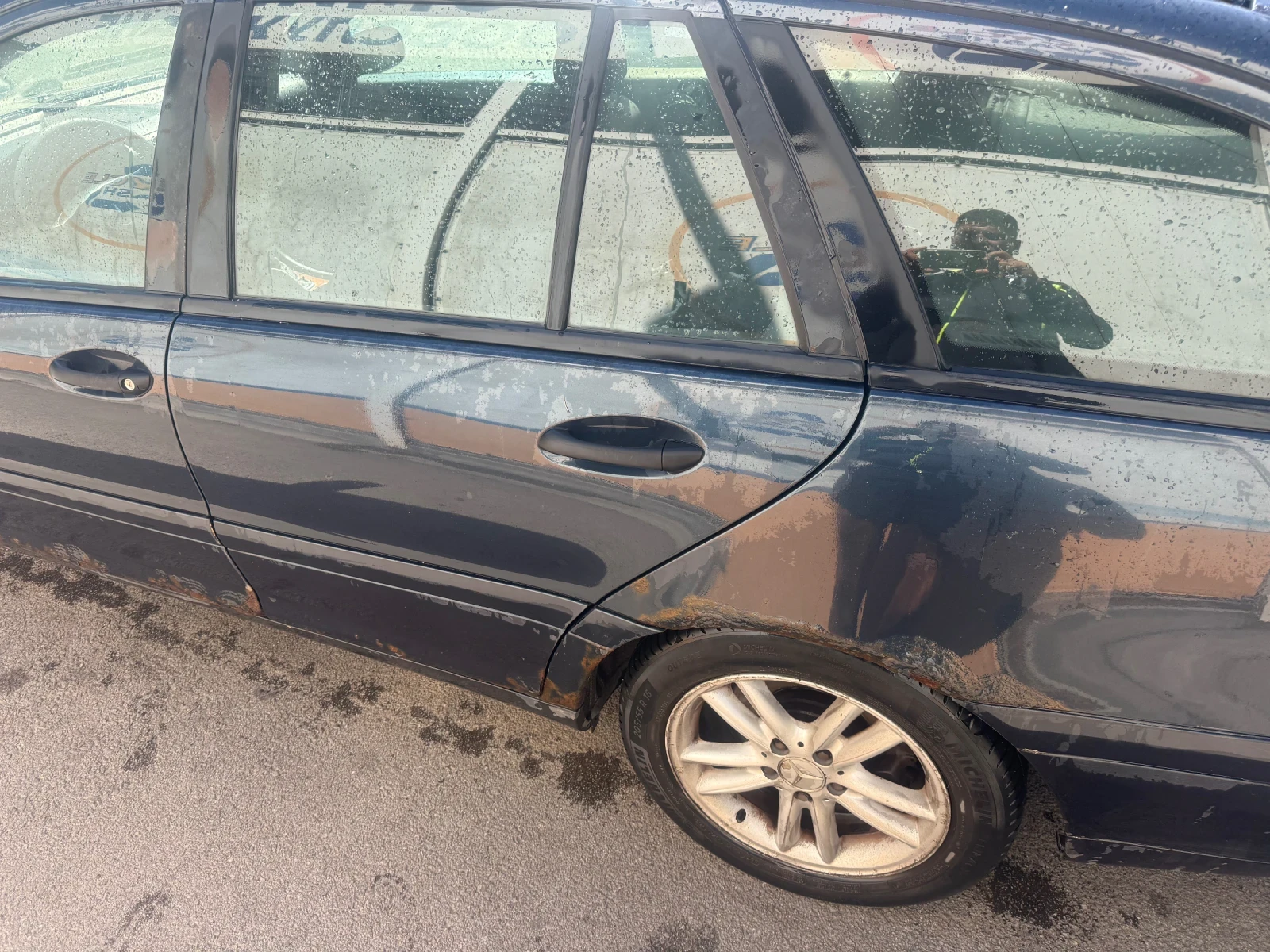 Mercedes-Benz C 220, снимка 5 - Автомобили и джипове - 56414866