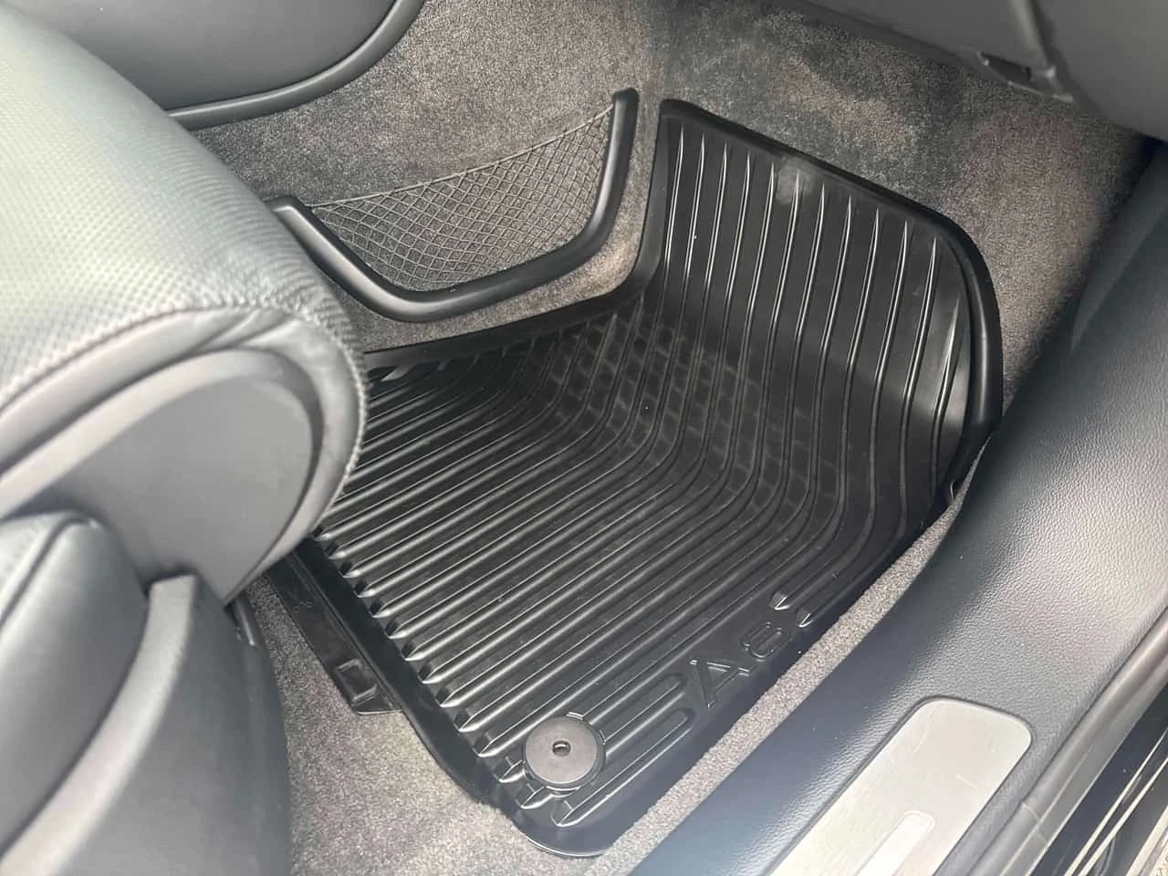 Audi A8  4.0T Matrix / Bose / HUD / Carfax / ����������  | Mobile.bg � ����������� 13