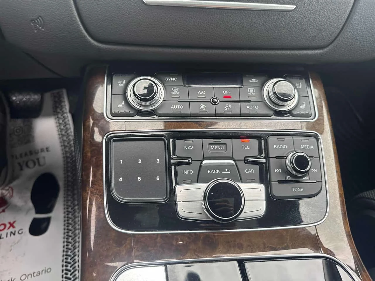 Audi A8  4.0T Matrix / Bose / HUD / Carfax / ����������  | Mobile.bg � ����������� 17