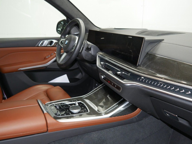 BMW X7 40i M-Sport Pro = Executive Drive Pro= Гаранция, снимка 8 - Автомобили и джипове - 46385130