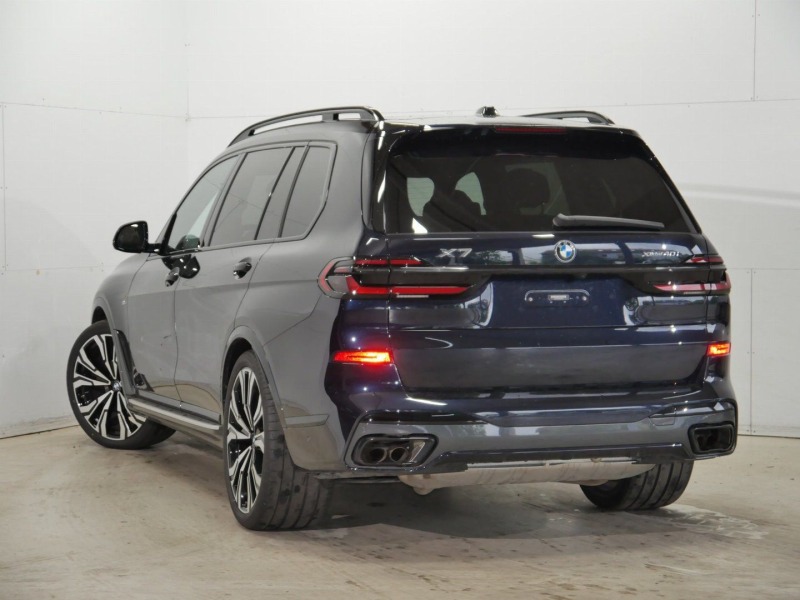BMW X7 40i M-Sport Pro = Executive Drive Pro= Гаранция, снимка 2 - Автомобили и джипове - 46385130